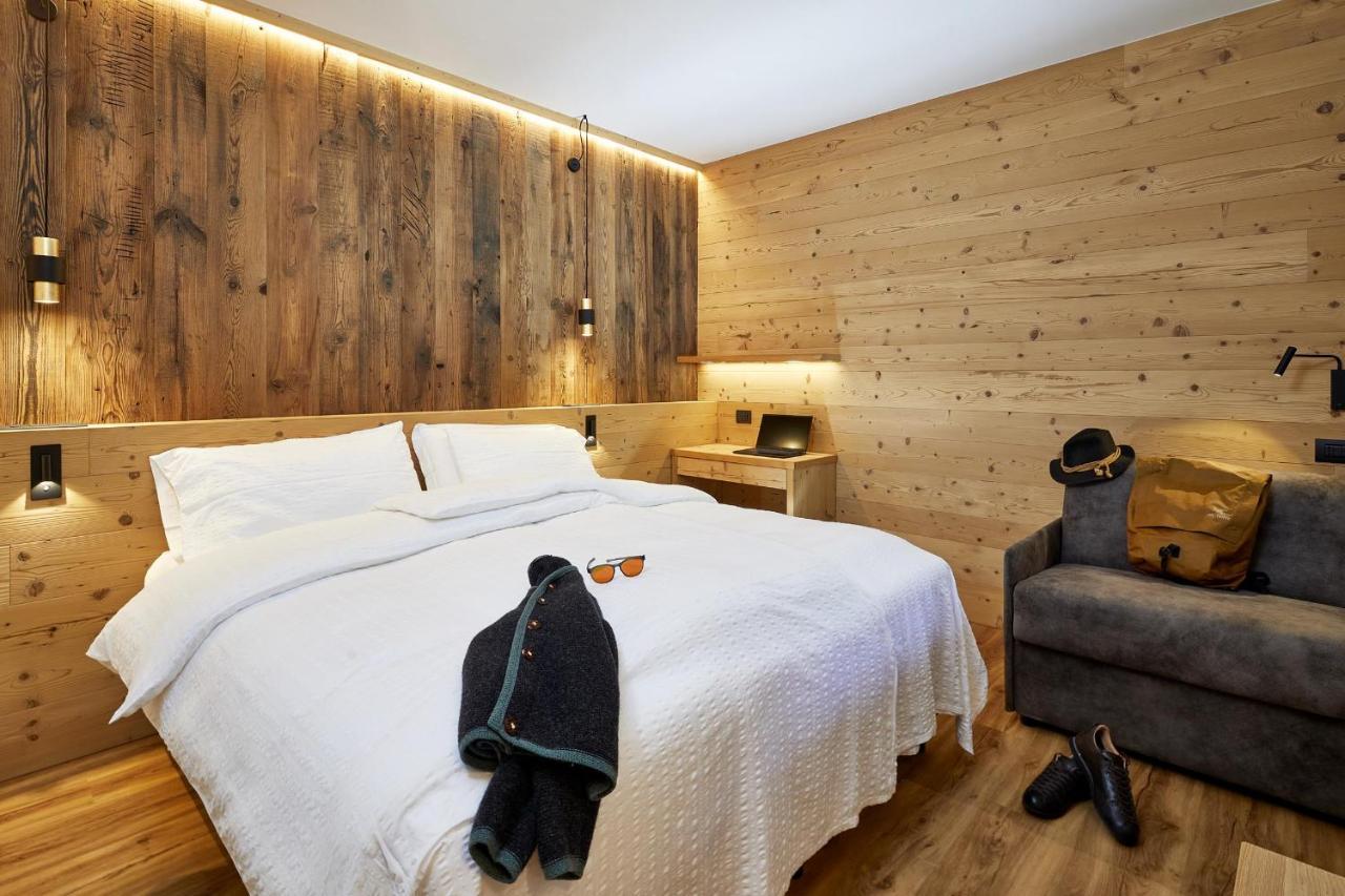 Hotel Garni Dello Sportivo Madonna Exteriör bild