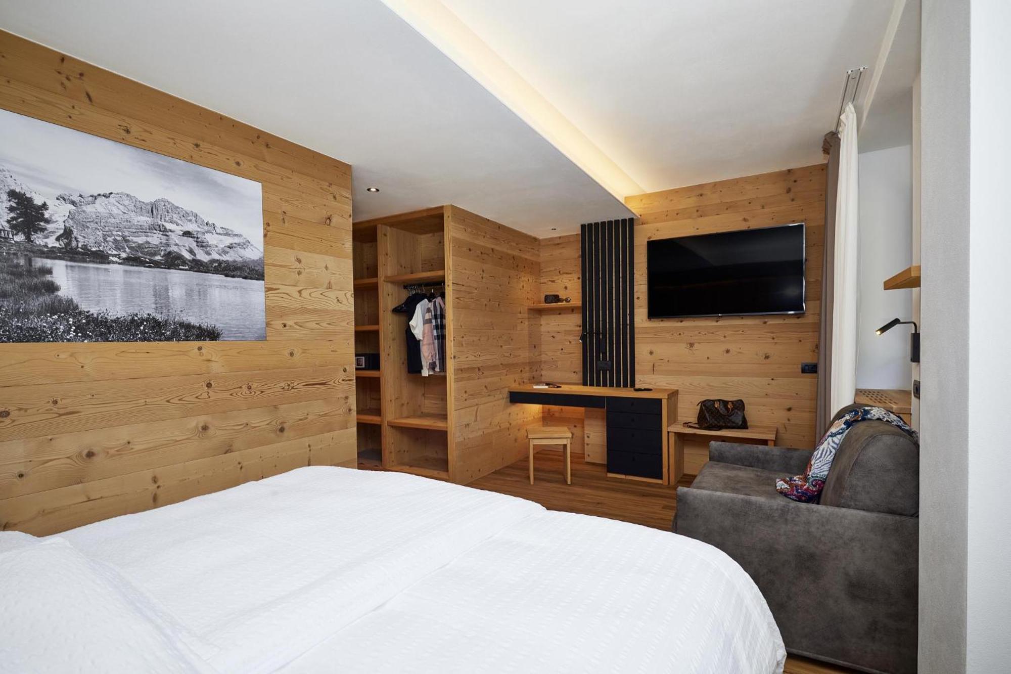 Hotel Garni Dello Sportivo Madonna Exteriör bild